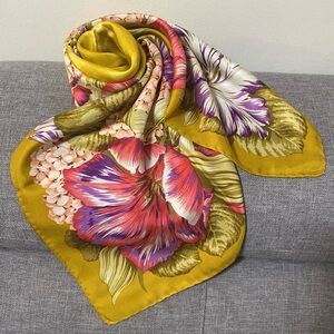 Authentic Gucci scarf